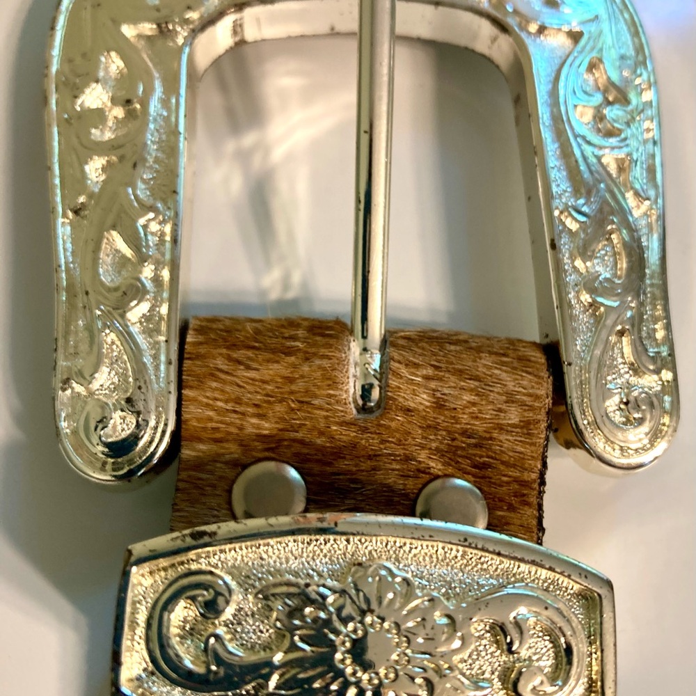 Ornate Vintage, Chambers Cowhide Belt with Rhinestones and silver-tone accents - Picture 3 of 7
